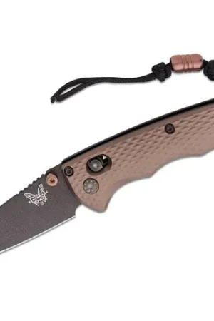 Act Fast - BENCHMADE Full Immunity AXIS Folding Knife 2.49" Wharncliffe Blade | FDE Billet Handles